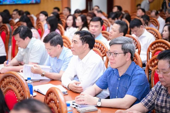 Các đại biểu dự Hội nghị tại điểm cầu Ban Tuyên giáo và Dân vận Trung ương. (Ảnh: BẢO LONG)
