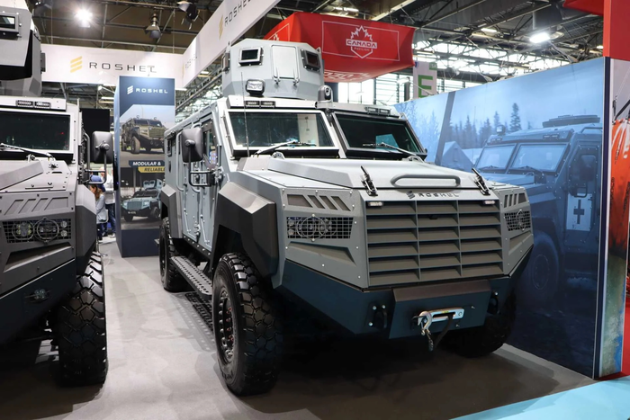 Các dòng khung gầm chủ lực của Roshel gồm Ford F-550, Ram 5500 và Toyota Land Cruiser 70. Ảnh: Army Recognition