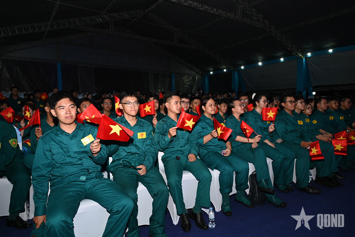 Khán giả tại điểm cầu Hội trường Thống Nhất.