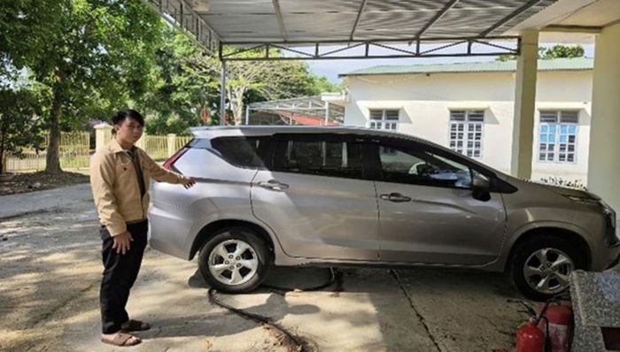 Đối tượng Thao và chiếc xe tang vật.