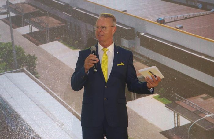 Phó Chủ tịch Tập đoàn Karcher Mr Wolfgang Thomar phát biểu tại buổi lễ.