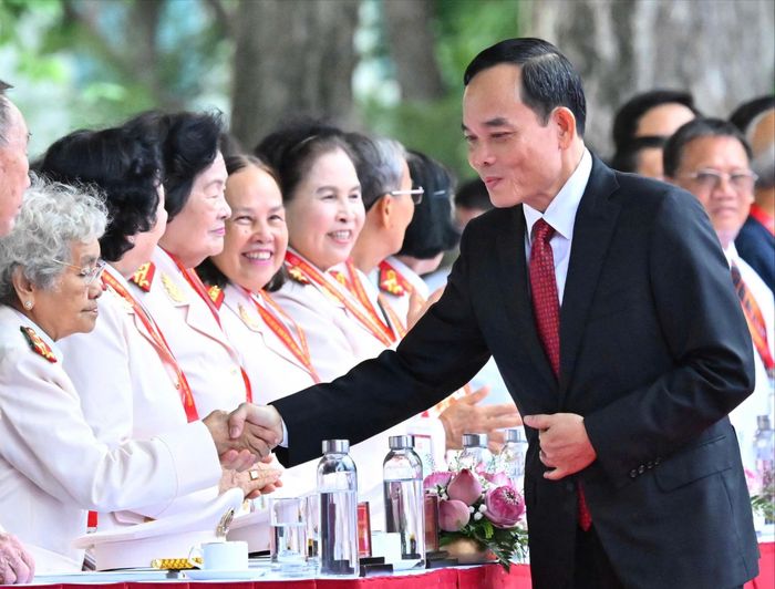  Bí thư Thành ủy TPHCM Trần Lưu Quang dự Lễ kỷ niệm 50 năm Ngày Thành phố Sài Gòn - Gia Định vinh dự mang tên Chủ tịch Hồ Chí Minh. Ảnh: VIỆT DŨNG 
