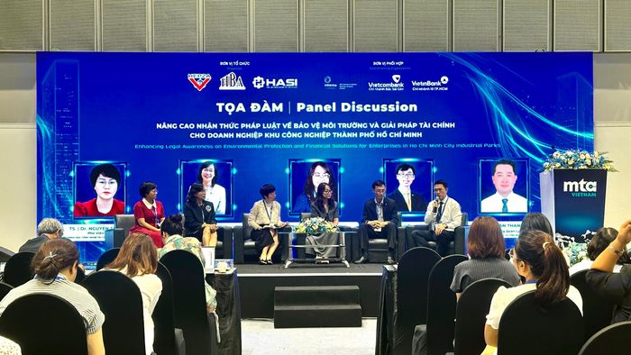  Các diễn giả tham gia phần tọa đàm tại hội thảo. Ảnh: THANH DUNG 
