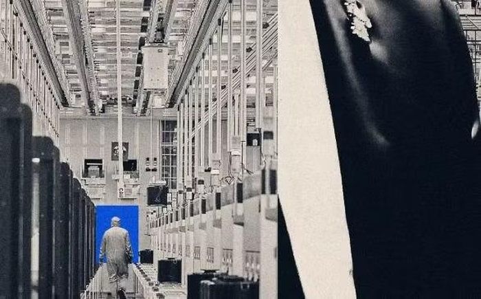 Các chuyên gia nhận định Intel đang đứng trước cơ hội lịch sử để tái khẳng định vị thế trong ngành bán dẫn toàn cầu, nhưng CEO Lip-Bu Tan cũng thừa nhận quá trình xoay chuyển tập đoàn sẽ cần ít nhất 5 năm, trong bối cảnh AI tiếp tục là động lực tăng trưởng quan trọng quyết định tương lai của hãng cũng như chiến lược tự chủ bán dẫn của Mỹ.