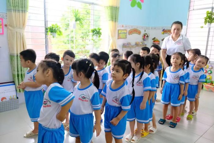 Các trường mầm non ở Cần Thơ chú trọng chăm sóc sức khỏe, đảm bảo môi trường học tập cho trẻ. Ảnh: Yến Phương.