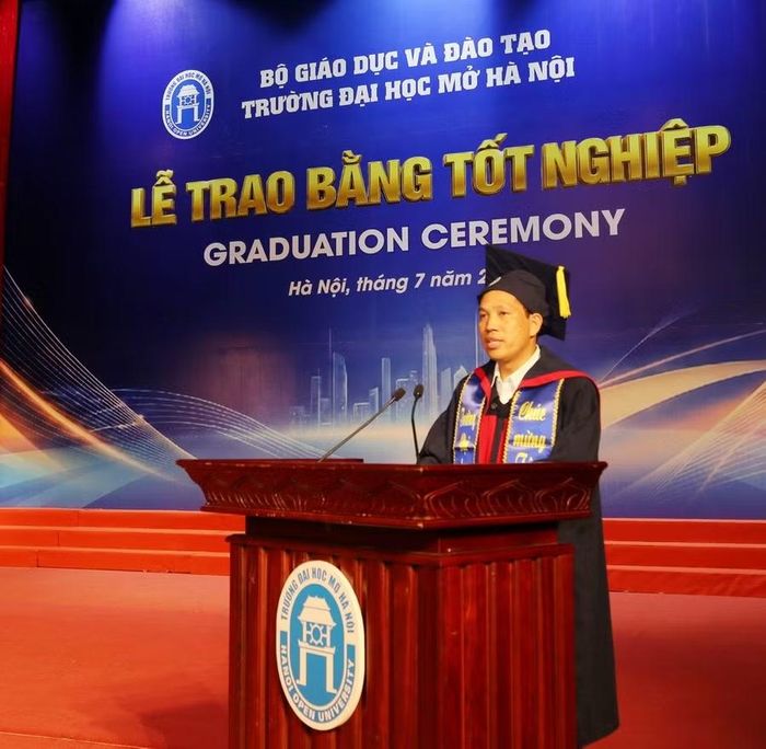 Tân ThS Hoàng Văn Thái phát biểu tại buổi lễ.
