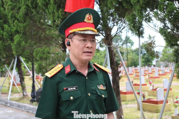 Theo Đại tá Phạm Đình Trung - Phó Chính ủy Bộ Chỉ huy Quân sự tỉnh Nghệ An, toàn tỉnh hiện có 116 nghĩa trang liệt sĩ, trong đó có 32 nghĩa trang có phần mộ cần lấy mẫu phục vụ giám định ADN với tổng số 2.333 phần mộ. “Tỉnh đặt mục tiêu hoàn thành việc lấy mẫu tại tất cả các nghĩa trang này trong tháng 10/2026, góp phần sớm xác định danh tính các liệt sĩ còn thiếu thông tin”, Đại tá Trung chia sẻ.