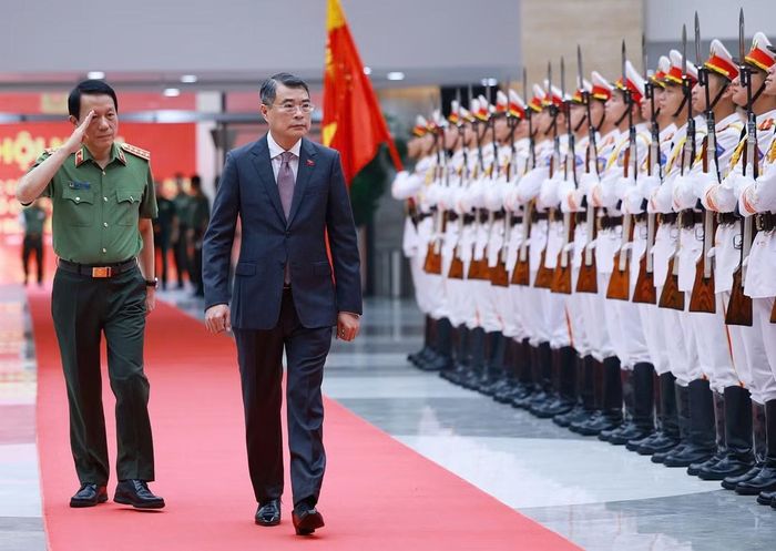 Thủ tướng Lê Minh Hưng dự Hội nghị sơ kết công tác công an 6 tháng đầu năm. Ảnh: VGP.
