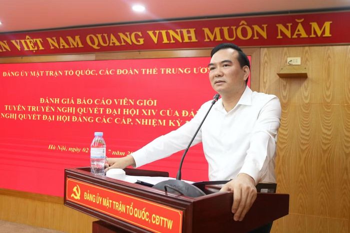 TS. Nguyễn Minh Chung phát biểu tại hội nghị. Ảnh: PV.