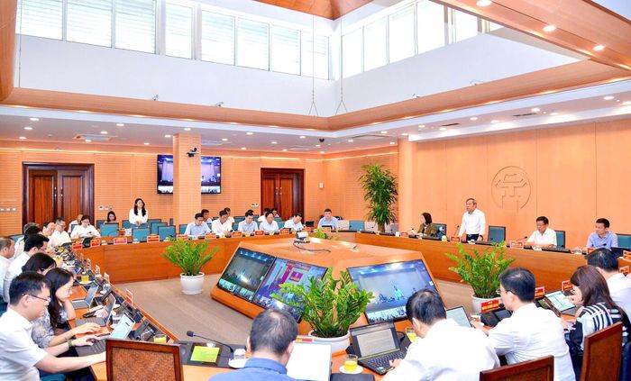 Quang cảnh phiên họp. Ảnh Viết Thành