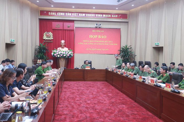 Toàn cảnh cuộc Họp báo.
