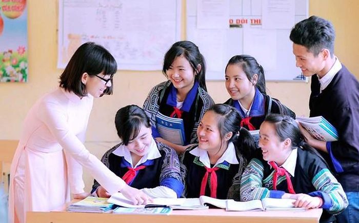 Với vùng đồng bào DTTS và miền núi, vai trò của giáo viên có ý nghĩa quan trọng đặc biệt. Ảnh: DTPT