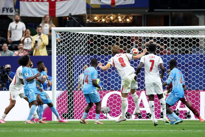 Khoảnh khắc ghi bàn gỡ hòa của Kane. Ảnh: X/@HKane