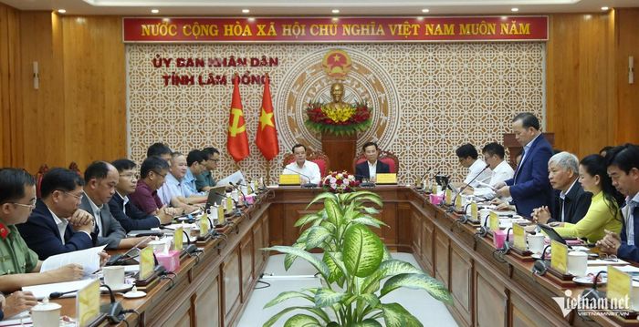  Bộ trưởng Dân tộc và Tôn giáo Nguyễn Đình Khang cùng Đoàn công tác của Bộ làm việc với UBND tỉnh Lâm Đồng