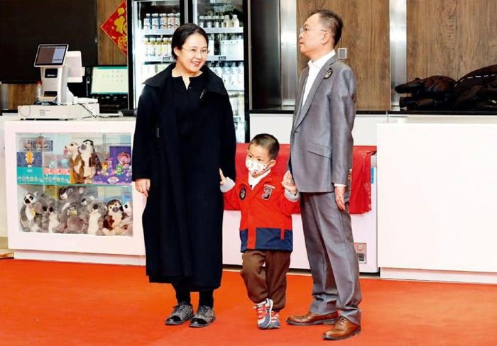 Gia đình ông Cai Lei. Ảnh: Global People