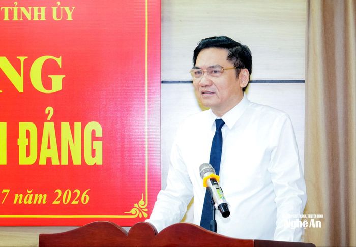 Phó Bí thư Thường trực Tỉnh ủy, Chủ tịch HĐND tỉnh Hoàng Nghĩa Hiếu phát biểu tại buổi lễ. Ảnh: Phạm Bằng