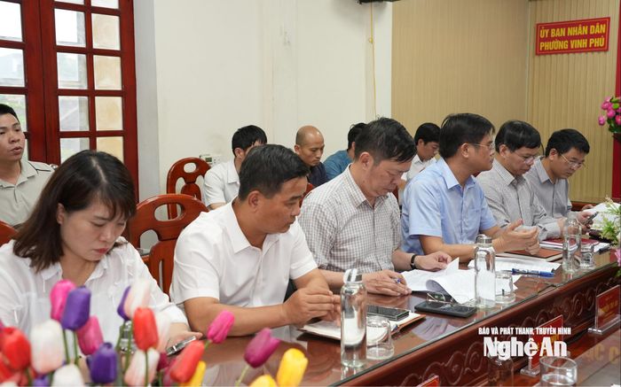 Các sở, ngành tiếp thu chỉ đạo. Ảnh: Nguyễn Toàn
