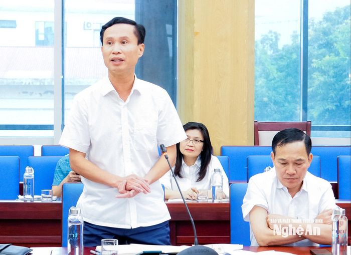 Lãnh đạo Sở Nông nghiệp và Môi trường phát biểu. Ảnh: Phạm Bằng