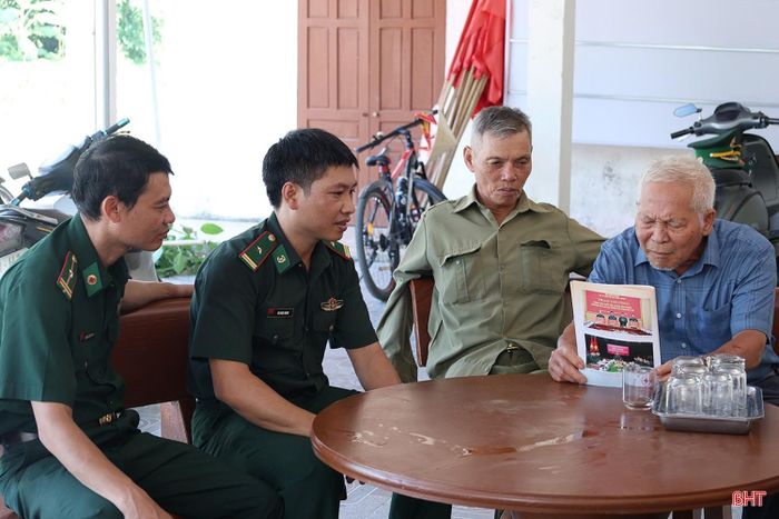 Công tác đấu tranh, phòng chống tội phạm và tuyên truyền, phổ biến các quy định của pháp luật liên quan đến ma túy được lực lượng chức năng đặc biệt chú trọng.