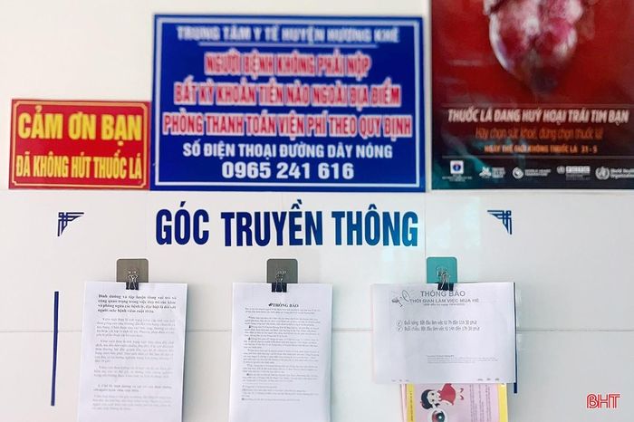 Công tác truyền thông về phòng, chống tác hại của thuốc lá được Trung tâm Y tế Hương Khê thường xuyên chú trọng.