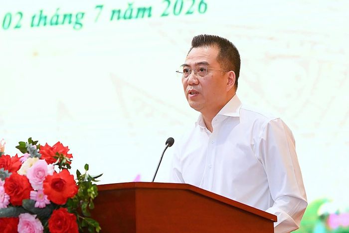  Thứ trưởng Bộ NN&amp;MT Đặng Ngọc Điệp trình bày báo cáo sơ kết 6 tháng đầu năm 2026. Ảnh: Tùng Đinh. 