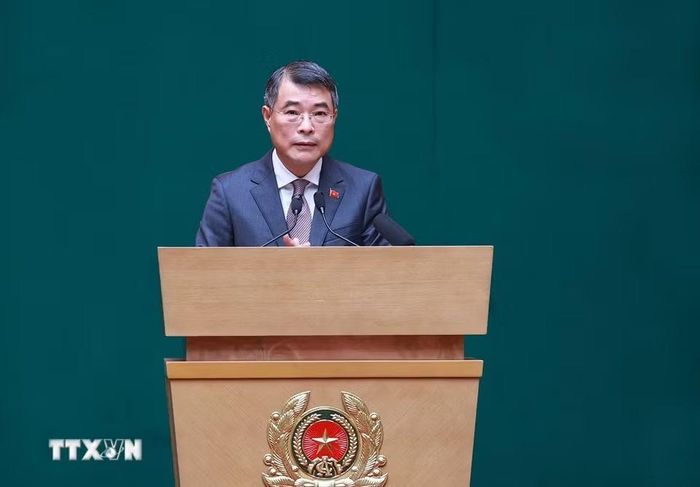 Thủ tướng Lê Minh Hưng chỉ đạo Hội nghị sơ kết công tác công an 6 tháng đầu năm 2026. (Ảnh: Dương Giang/TTXVN)