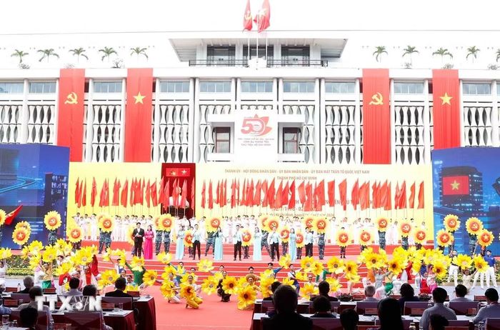 Chương trình nghệ thuật tại lễ kỷ niệm. (Ảnh: Thống Nhất/TTXVN)