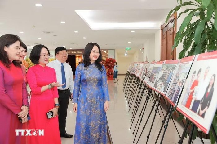 Đồng chí Lâm Thị Phương Thanh, Ủy viên Trung ương Đảng, Bộ trưởng Bộ Văn hóa, Thể thao và Du lịch đến dự. (Ảnh: Minh Quyết/TTXVN)