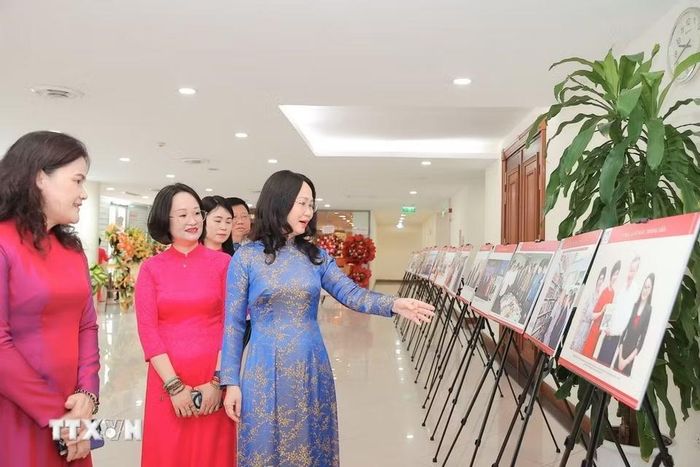 Đồng chí Lâm Thị Phương Thanh, Ủy viên Trung ương Đảng, Bộ trưởng Bộ Văn hóa, Thể thao và Du lịch đến dự. (Ảnh: Minh Quyết/TTXVN)