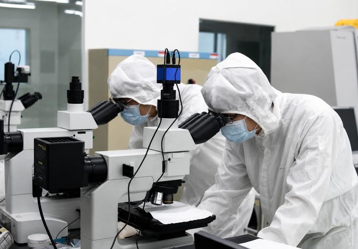 Hoạt động nghiên cứu tại Khu công nghệ cao TP Hồ Chí Minh.