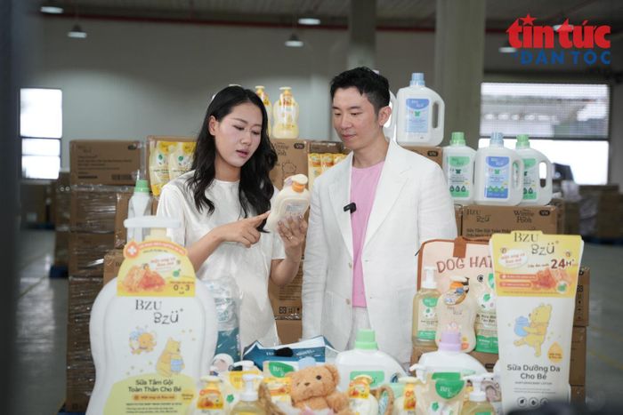 Livestream bán hàng trên sàng thương mại điện tử phát triển mạnh thời gian gần đây.