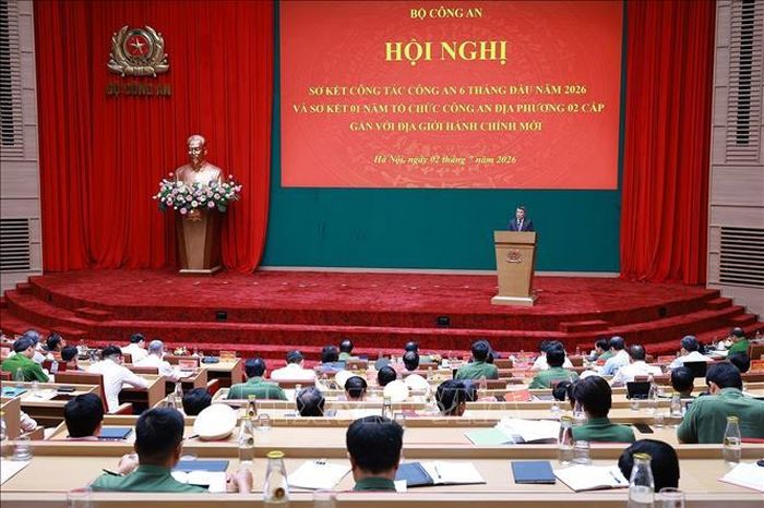 Thủ tướng Lê Minh Hưng phát biểu chỉ đạo Hội nghị sơ kết công tác Công an 6 tháng đầu năm 2026. Ảnh: Dương Giang/TTXVN