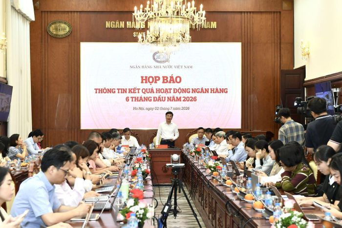 Toàn cảnh buổi Họp báo sáng 2/7.