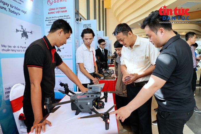 Kinh tế tầm thấp được xem là một không gian phát triển mới, mở ra cơ hội ứng dụng công nghệ bay không người lái và các dịch vụ trên không nhằm tạo động lực tăng trưởng cho nền kinh tế số.