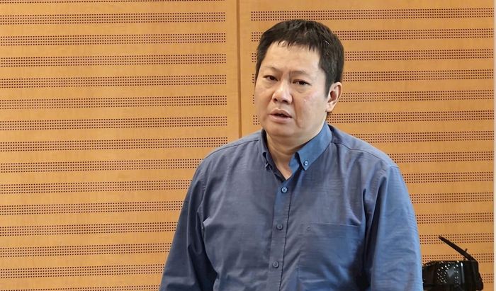 Giám đốc Trung tâm Phục vụ hành chính công thành phố Phan Văn Phúc.