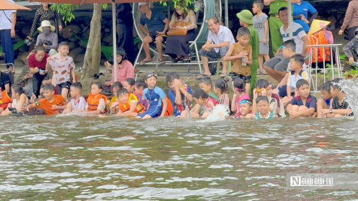 Đây là một giải pháp tháo gỡ những khó khăn, vướng mắc giúp kinh tế địa phương pháp triển. Ảnh Hồ Thắng.