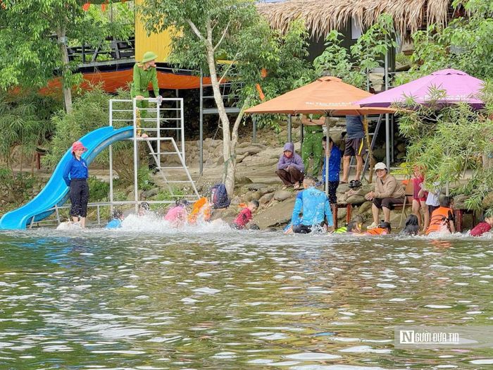Việc cho thuê đất ngắn hạn được kỳ vọng sẽ mở lối cho hoạt động du lịch tại Rào Àn phát triển theo đúng quy định. Ảnh Hồ Thắng.