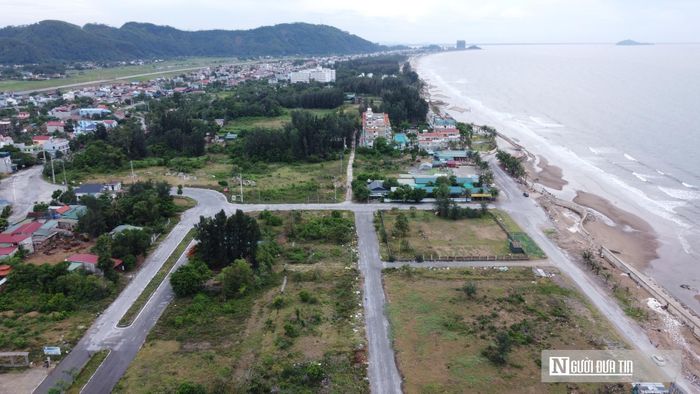 Dự án chậm tiến độ nhiều năm khi nhiều hạng mục không được triển khai, nhiều khu đất trống, chưa hoàn thành GPMB.
