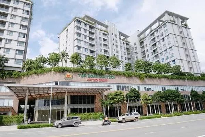 Công ty Cổ phần Tập đoàn Lộc Trời bị phạt do vi phạm công bố thông tin.