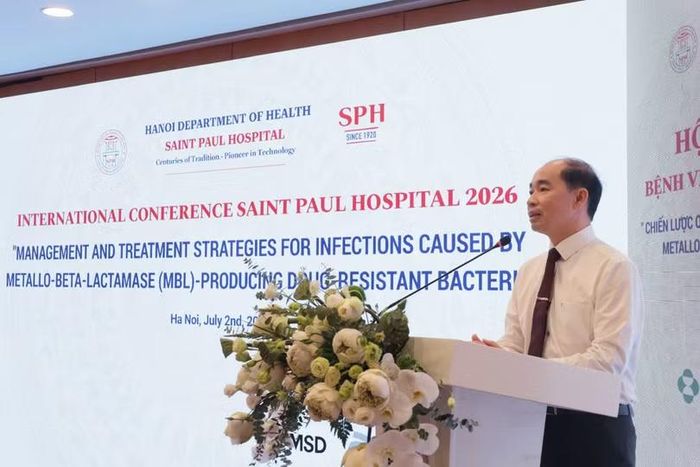 TS Nguyễn Đình Hưng: Các bệnh viện cần quản lý chặt việc sử dụng kháng sinh.
