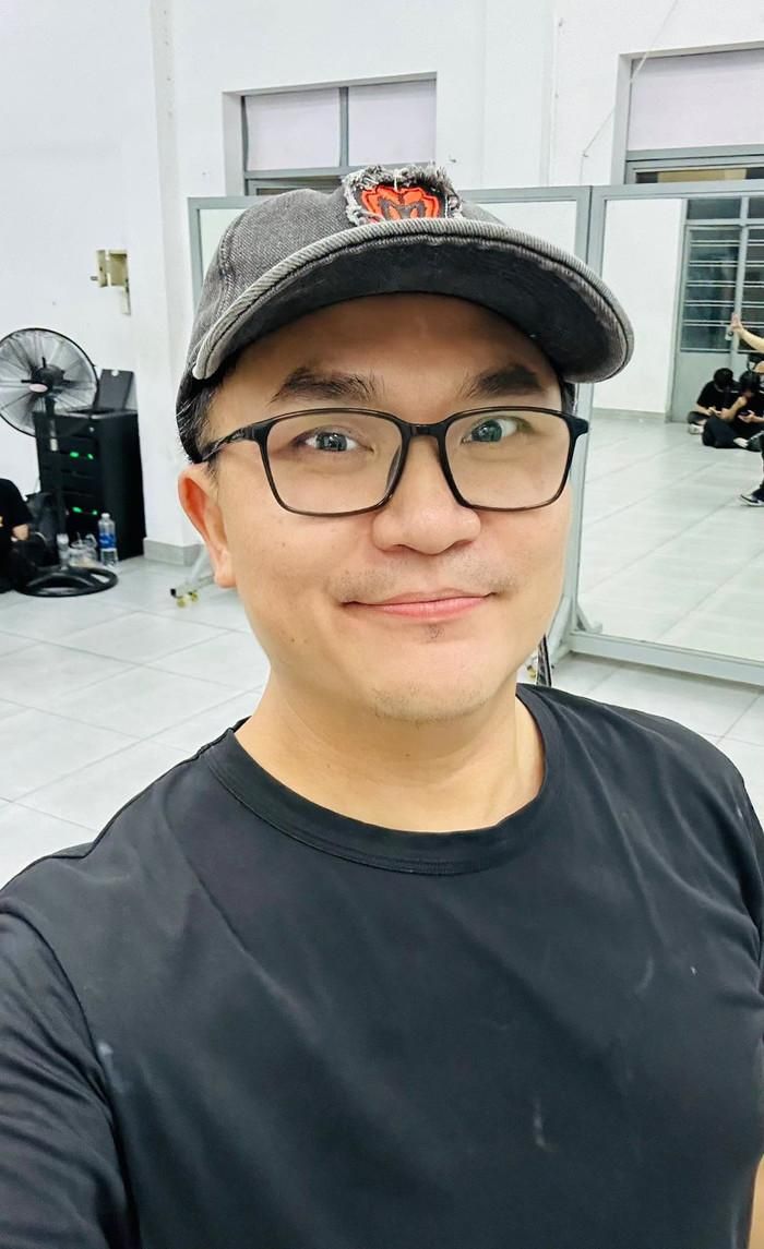 MC Đại Nghĩa từng nhiều lần bỏ tiền túi để thực hiện các hoạt động thiện nguyện , giúp người khó khăn.