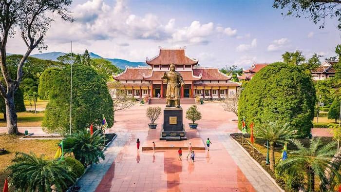 Bảo tàng Quang Trung.