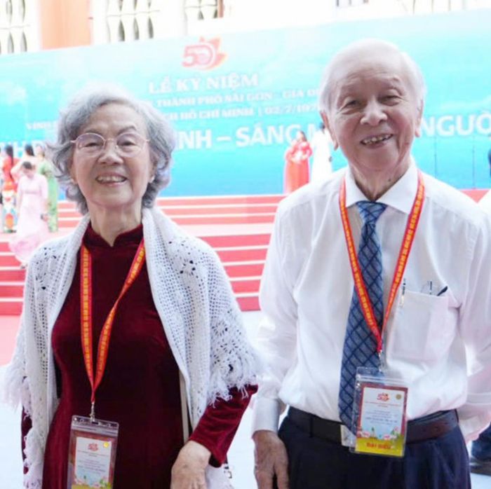 Ông Phạm Chánh Trực, nguyên Phó Bí thư Thường trực Thành ủy, nguyên Chủ tịch HĐND TPHCM và vợ là Anh hùng Lao động Nguyễn Thị Nghĩa (bí danh Chín Ngân) - nguyên Tổng Giám đốc, nguyên Chủ tịch Hội đồng Quản trị đầu tiên của Liên hiệp Hợp tác xã Thương mại TPHCM (Saigon Co.op), dự Lễ kỷ niệm