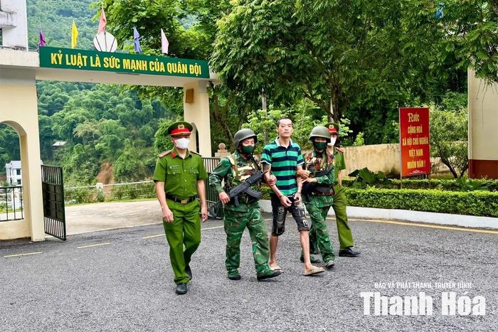 Đồn Biên phòng Trung Lý chủ trì, phối hợp với Công an xã Trung Lý bắt quả tang đối tượng Đinh Công Trống, đang có vi tàng trữ trái phép chất ma túy.