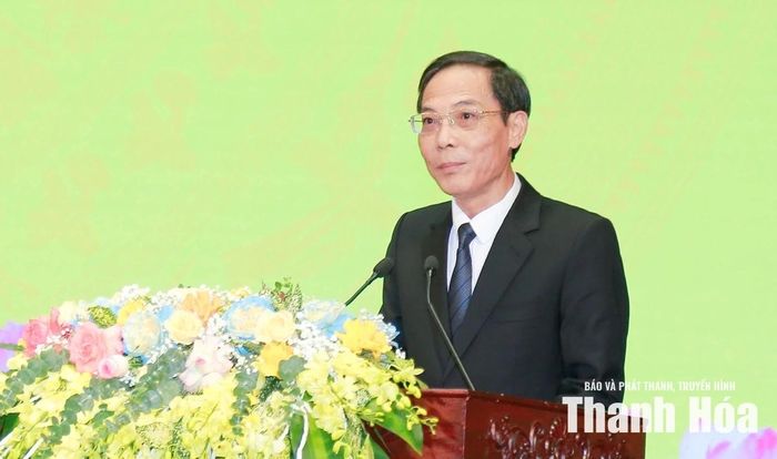 Phó Chủ tịch UBND tỉnh Đầu Thanh Tùng phát biểu chỉ đạo Đại hội.