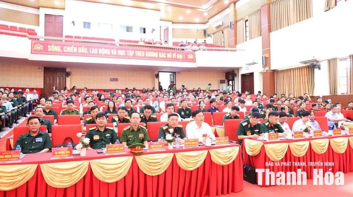 Các đại biểu dự khai mạc diễn tập.