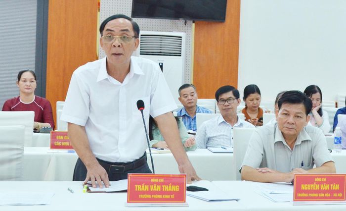 Đại biểu thảo luận tại hội nghị.