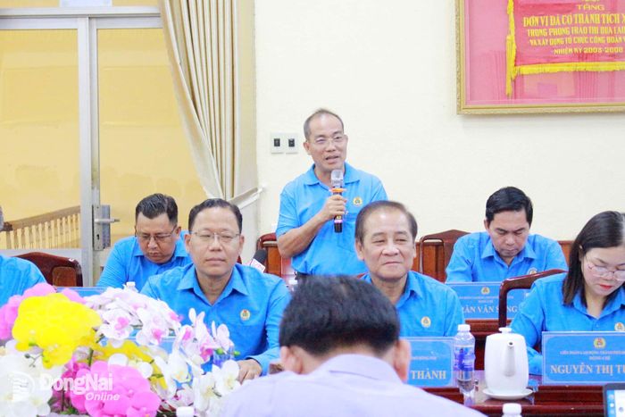 Đại biểu phát biểu ý kiến tại hội nghị. Ảnh: N.Hòa