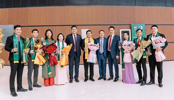 Các doanh nhân trẻ Gia Lai được vinh danh trong Top 100 và Top 10 Doanh nhân trẻ khởi nghiệp xuất sắc toàn quốc năm 2026. Ảnh: ĐVCC