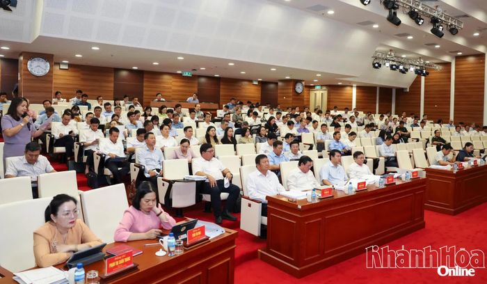 Đại biểu dự hội nghị.